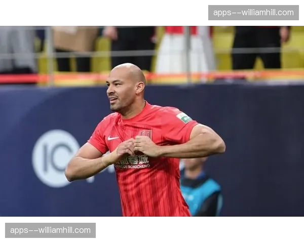 费利佩82分钟斩获赛季首球 蓉城高中锋战术作用凸显 费利佩82分钟斩获赛季首球 蓉城高中锋战术作用凸显